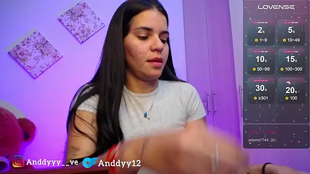 Snapshot of Anddyy__ chatting on April 7, 2026, 12:12 am Anddyy online show from April 7, 2026, 12:12 am