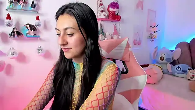 Snapshot of sweetfoxy_17 chatting on December 18, 2025, 4:28 am sweetfoxy 17 online show from December 18, 2025, 4:28 am