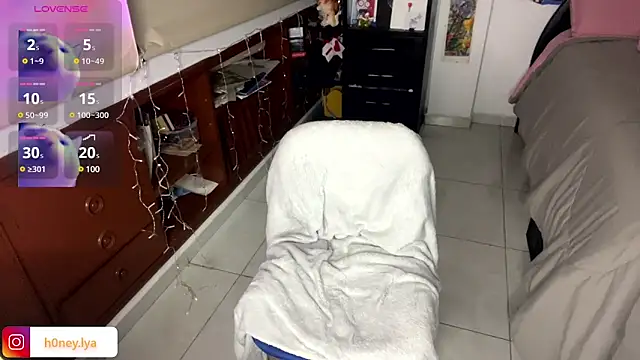 B0nnie H0ney online show from February 13, 2025, 12:02 am