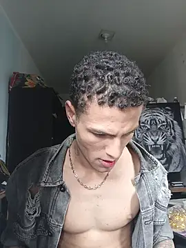 Snapshot of dany_hardy chatting on January 12, 2026, 2:57 pm dany hardy online show from January 12, 2026, 2:57 pm