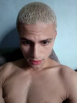 Snapshot of dany_hardy chatting on October 16, 2025, 6:05 pm dany hardy online show from October 16, 2025, 6:05 pm