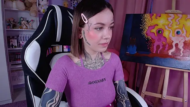 Snapshot of Catharsisi chatting on February 15, 2025, 3:06 pm Catharsisi online show from February 15, 2025, 3:06 pm