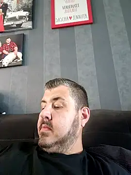 Mike3821 online show from September 19, 2025, 10:41 am