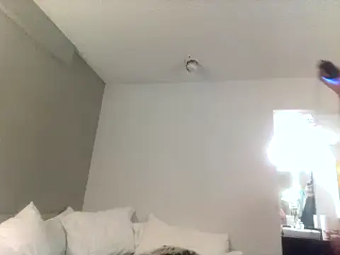 AQuickPhyx online show from February 20, 2025, 1:57 am