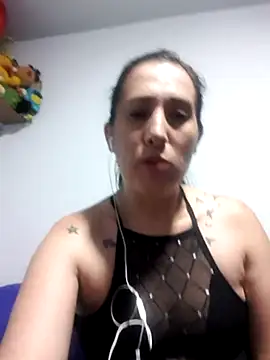 CHARLOTTE 1711 online show from November 7, 2025, 4:17 am