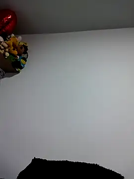 CHARLOTTE 1711 online show from October 23, 2025, 3:49 am