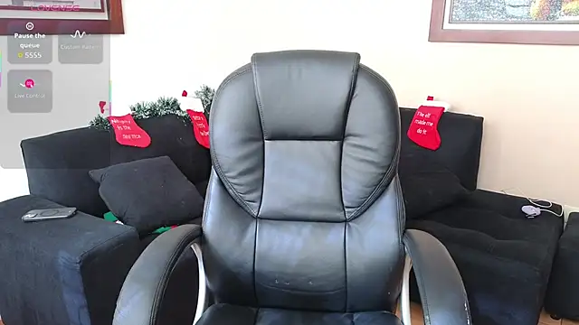 hairyncuteass online show from November 26, 2025, 2:06 pm