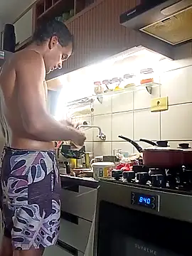 Snapshot of Munnoki chatting on March 14, 2026, 11:38 am Munnoki online show from March 14, 2026, 11:38 am