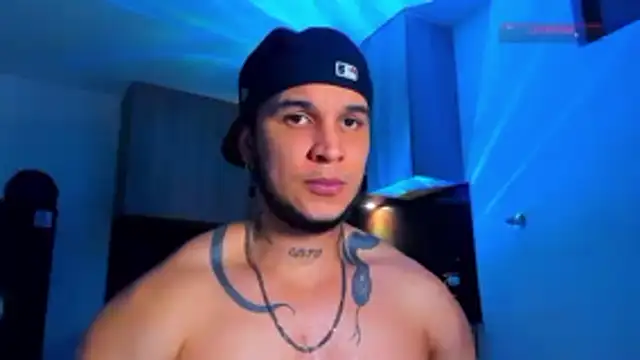 austinoficial online show from April 10, 2026, 11:34 pm