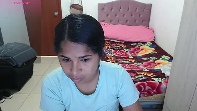 july-feria online show from December 3, 2025, 4:39 pm