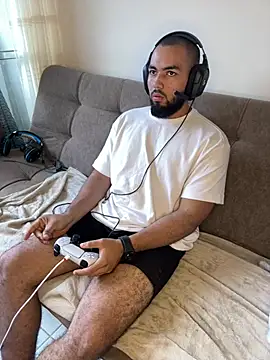 arturguy00 online show from February 6, 2026, 9:22 pm