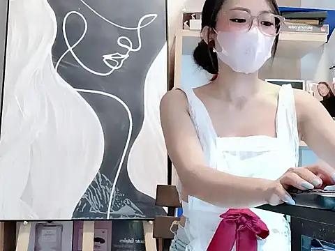 Lush-Office online show from November 26, 2025, 7:19 am