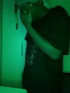 snotLoud online show from March 22, 2025, 4:58 pm