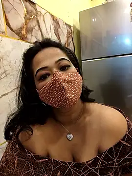 angelrani1234 online show from November 5, 2025, 8:12 pm