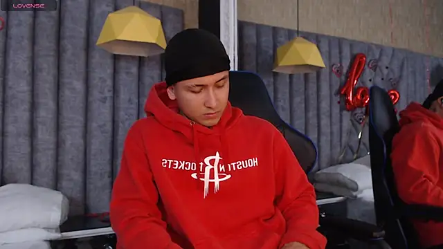 BrandonColee online show from February 19, 2025, 6:43 pm