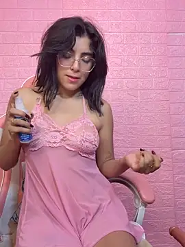 MartinaSooler online show from October 19, 2025, 4:04 am