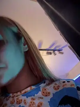 Isabellaa Hot online show from February 2, 2025, 2:27 am