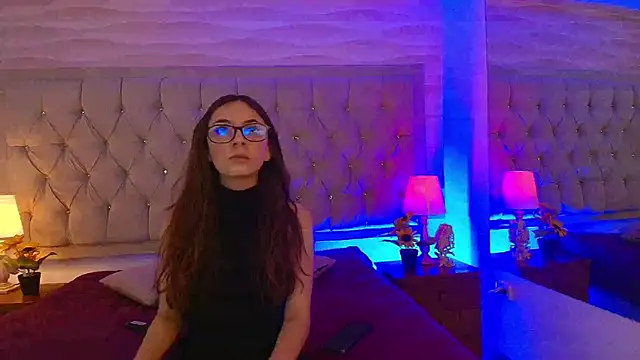 victoriapalmerfg online show from November 7, 2025, 3:33 am