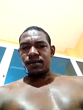 Snapshot of Elnegro28 chatting on March 16, 2025, 2:32 am Elnegro28 online show from March 16, 2025, 2:32 am