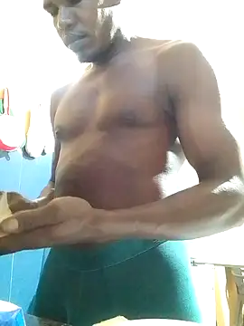 Snapshot of Elnegro28 chatting on March 1, 2025, 12:01 pm Elnegro28 online show from March 1, 2025, 12:01 pm