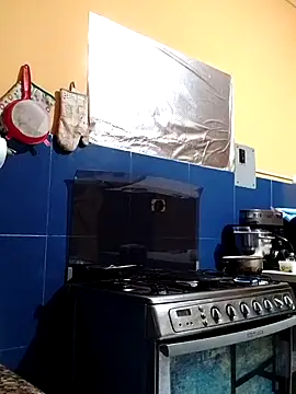 Snapshot of Elnegro28 chatting on September 18, 2025, 11:35 am Elnegro28 online show from September 18, 2025, 11:35 am