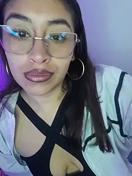 Snapshot of AnonymousGirl chatting on May 28, 2026, 8:48 pm AnonymousGirl online show from May 28, 2026, 8:48 pm