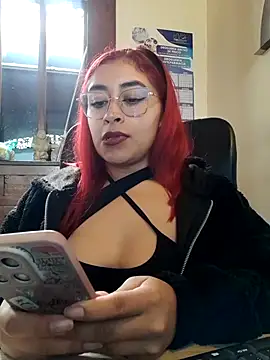 AnonymousGirl online show from November 18, 2025, 3:15 pm