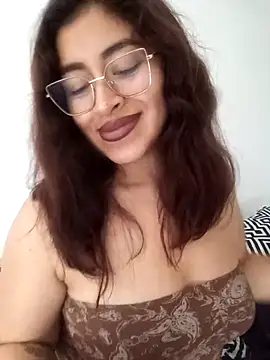 Snapshot of AnonymousGirl chatting on April 29, 2026, 7:53 pm AnonymousGirl online show from April 29, 2026, 7:53 pm