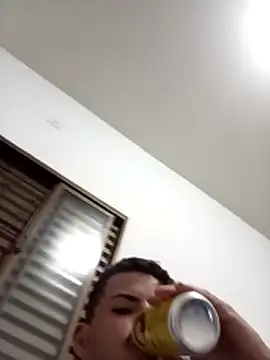 Frdrereeee online show from November 10, 2025, 7:24 am