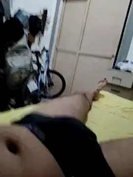 alejo5288 online show from February 27, 2026, 3:18 am