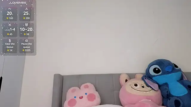 asianqueeny online show from October 23, 2025, 2:10 am