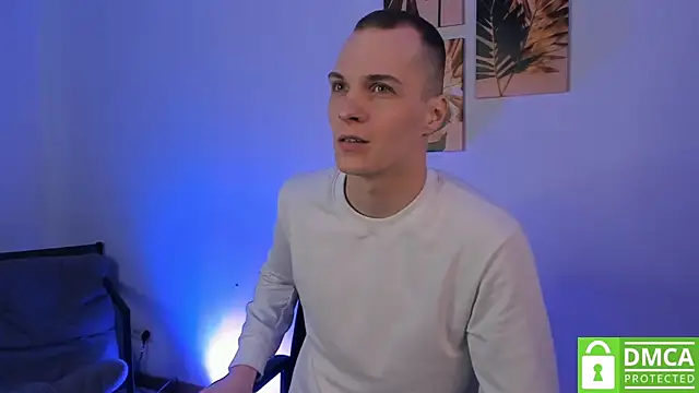 Snapshot of Logan_Blaze chatting on January 22, 2025, 9:24 am Logan Blaze online show from January 22, 2025, 9:24 am