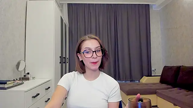 Shawty Maria online show from February 5, 2025, 1:11 pm