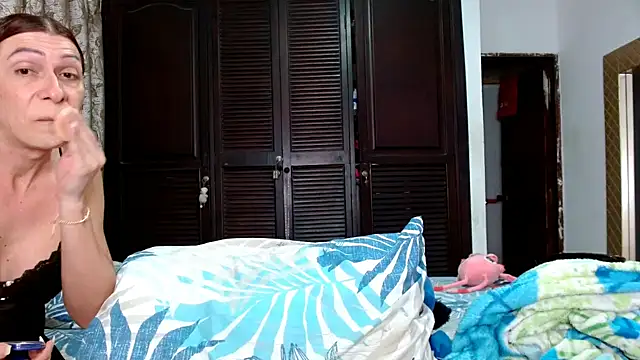 sweethoneytsx online show from January 8, 2026, 10:38 pm