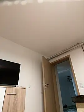 Snapshot of derbyo chatting on February 13, 2025, 10:11 pm derbyo online show from February 13, 2025, 10:11 pm