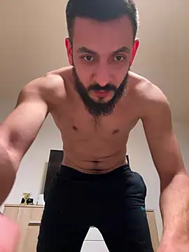 Snapshot of derbyo chatting on February 11, 2025, 10:39 pm derbyo online show from February 11, 2025, 10:39 pm