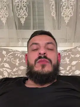 Snapshot of derbyo chatting on February 2, 2025, 8:19 pm derbyo online show from February 2, 2025, 8:19 pm