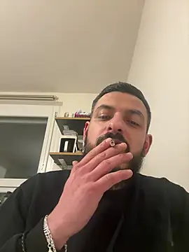 Snapshot of derbyo chatting on February 6, 2025, 6:56 pm derbyo online show from February 6, 2025, 6:56 pm