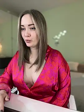 Snapshot of Kiss_My_Body chatting on February 13, 2025, 3:45 pm Kiss My Body online show from February 13, 2025, 3:45 pm