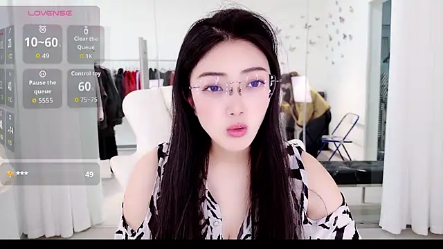 miaomiao-777 online show from October 30, 2025, 4:00 am