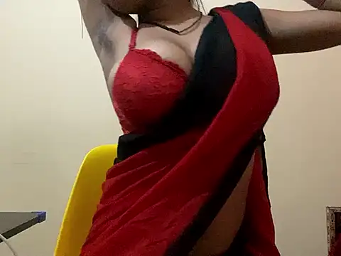 Snapshot of Sandhya_lovely chatting on February 25, 2025, 11:21 am Sandhya lovely online show from February 25, 2025, 11:21 am