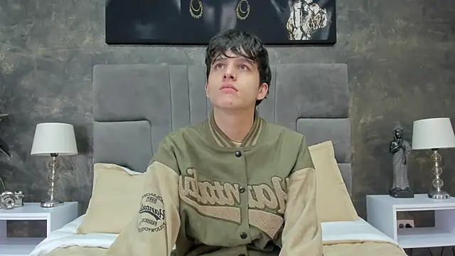 bruce hans online show from December 2, 2025, 11:45 am