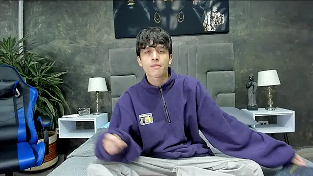 bruce hans online show from September 26, 2025, 11:39 am