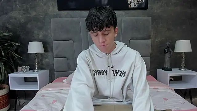 bruce hans online show from March 1, 2026, 11:43 am