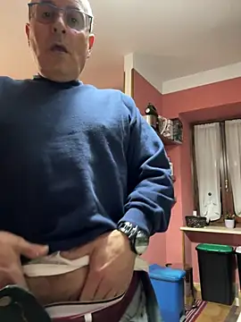 sempreilmio2 online show from January 29, 2025, 6:39 pm