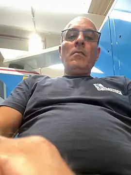 sempreilmio2 online show from September 9, 2025, 10:47 am