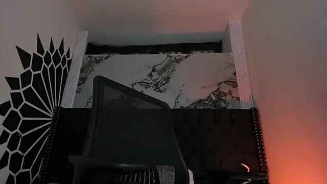 EthaanCox online show from March 9, 2026, 9:07 pm