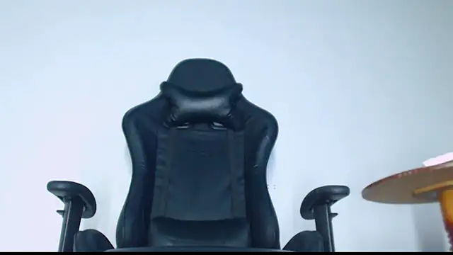 Snapshot of matteo_rivas chatting on February 6, 2026, 11:01 pm matteo rivas online show from February 6, 2026, 11:01 pm