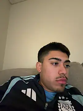 Snapshot of Daddywick chatting on February 15, 2026, 4:57 am Daddywick online show from February 15, 2026, 4:57 am