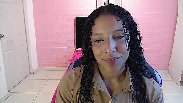 DULCE1609 online show from November 21, 2025, 8:08 pm